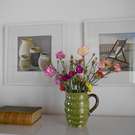 Sous Le Neflier Bed & Breakfast Nimes Ngoại thất bức ảnh