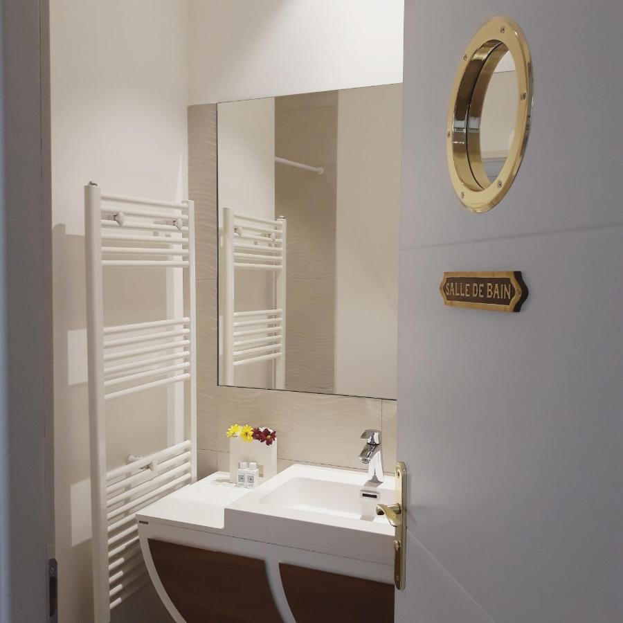 Sous Le Neflier Bed & Breakfast Nimes Ngoại thất bức ảnh